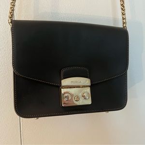 Furla Metropolis black